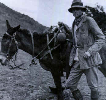 Hiram Bingham enkele uren voor de ontdekking van Machu Picchu