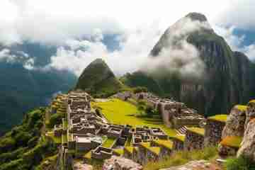 What are the ticket modification and cancellation policies for Machu Picchu 2025